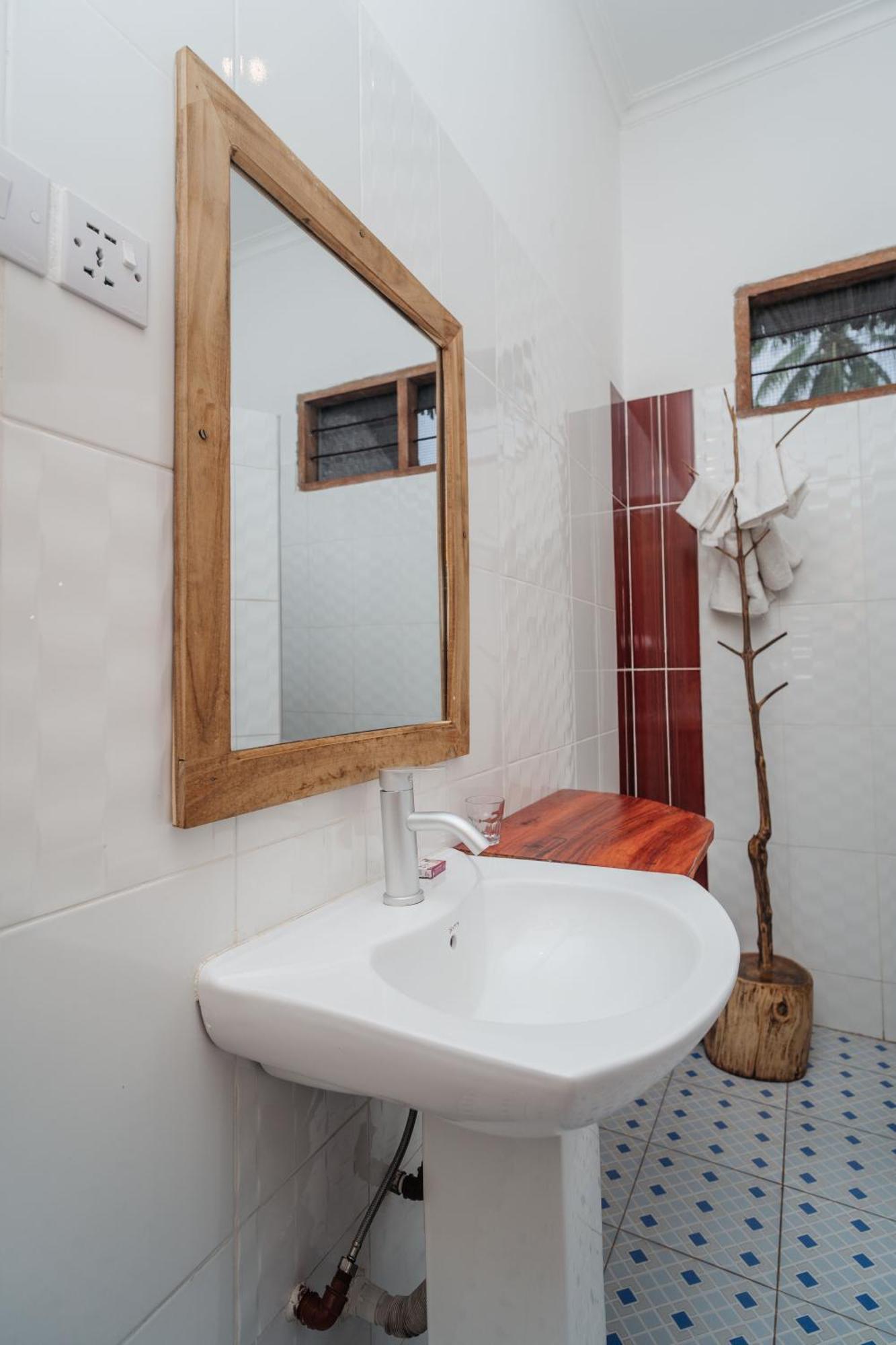 Maisara Mafia Beach Lodge Kilindoni Ngoại thất bức ảnh