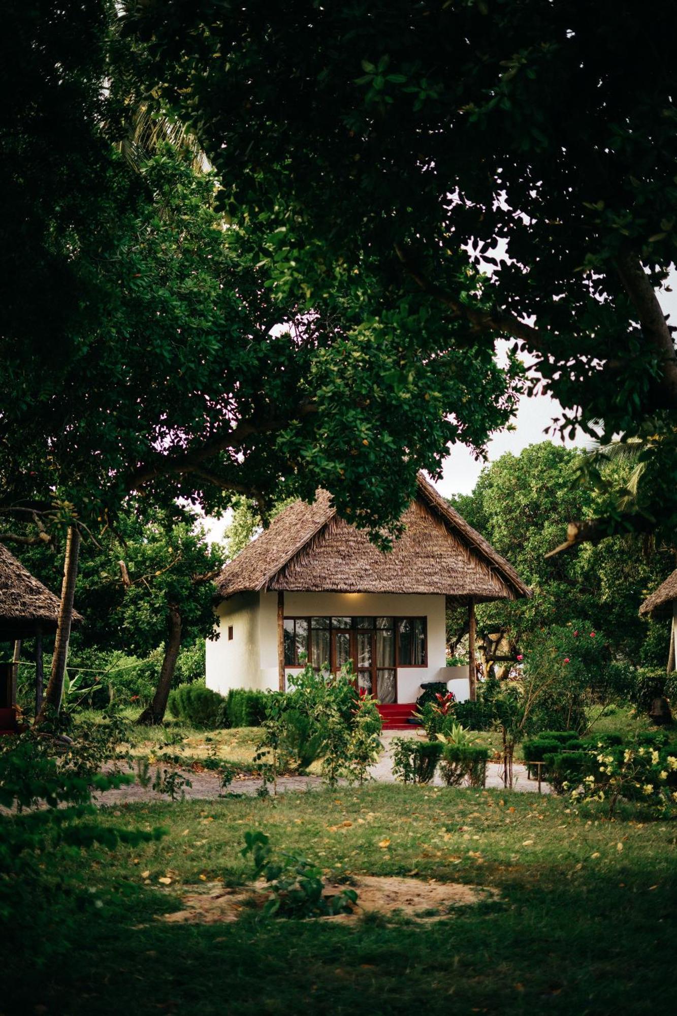 Maisara Mafia Beach Lodge Kilindoni Ngoại thất bức ảnh