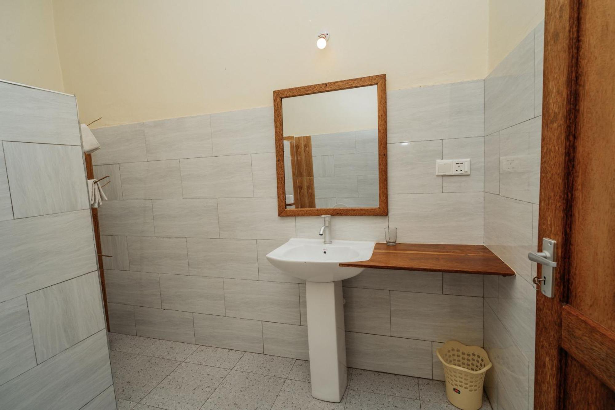 Maisara Mafia Beach Lodge Kilindoni Ngoại thất bức ảnh