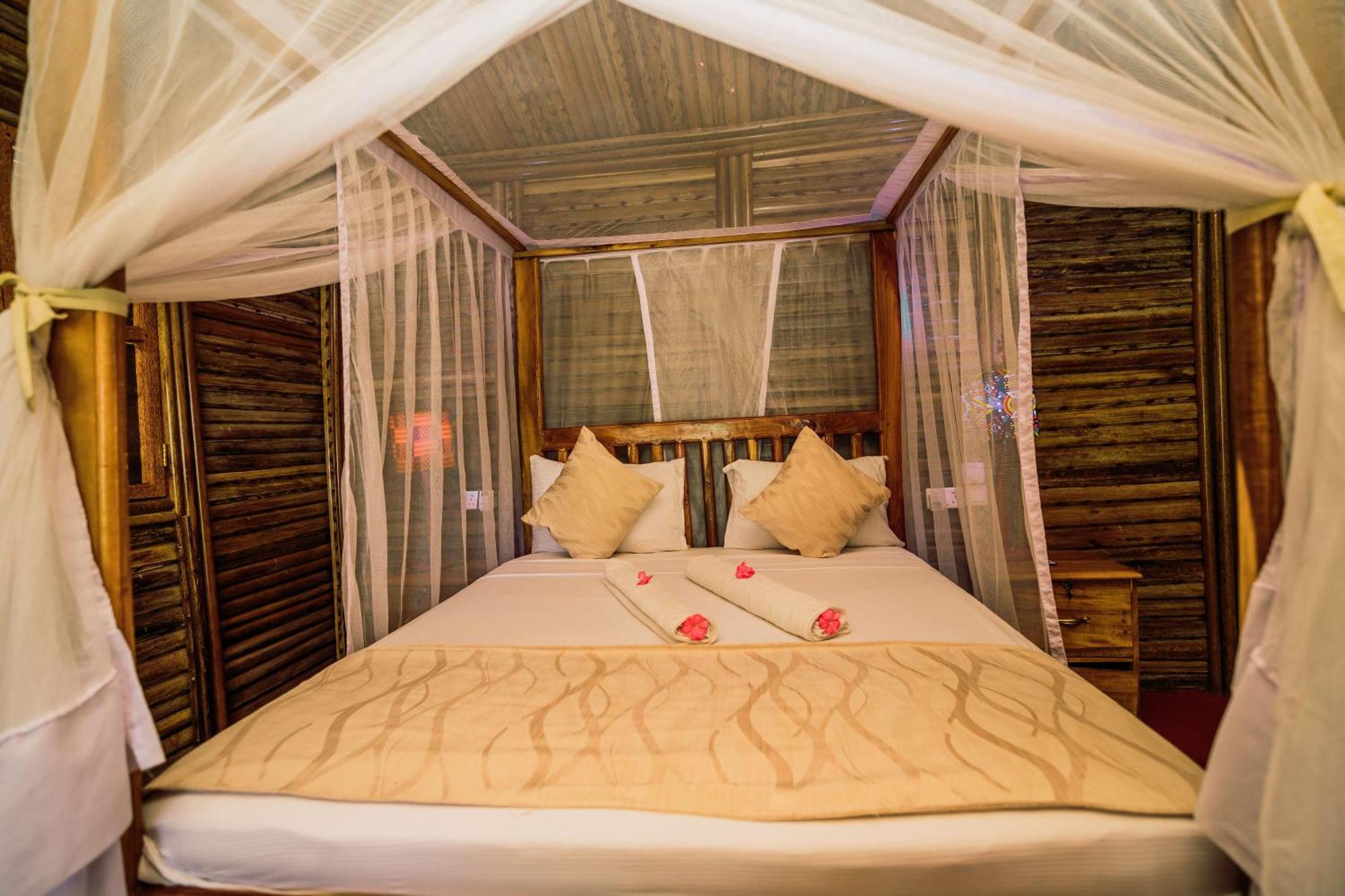 Maisara Mafia Beach Lodge Kilindoni Ngoại thất bức ảnh
